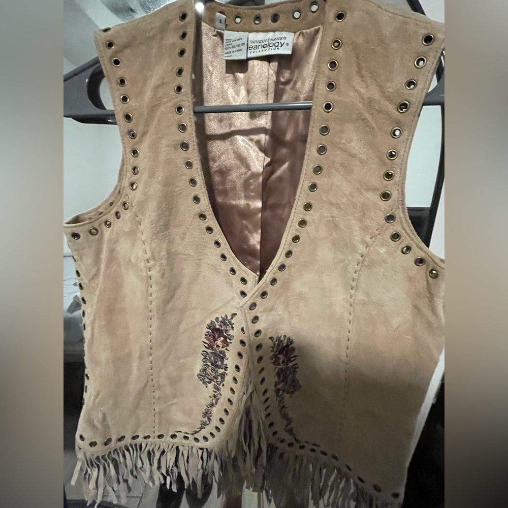 Newport News Tan Suede Vest with Eyelet Accents